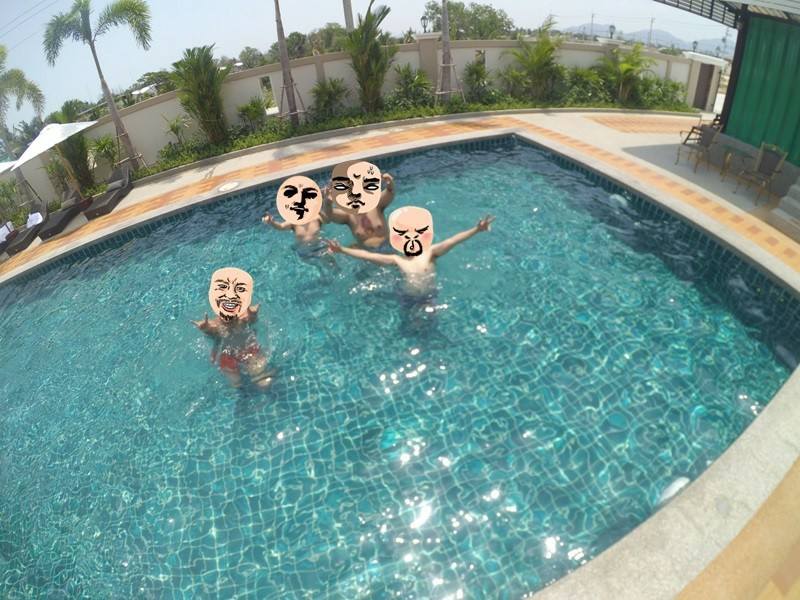 HR 10100 เดอะแกรน ชะอำ