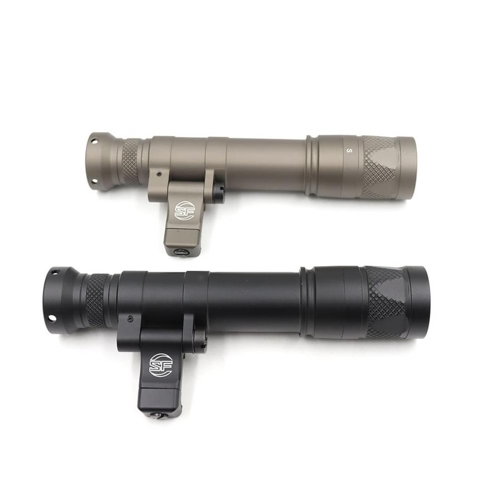 New.ไฟฉายติดปืน M4