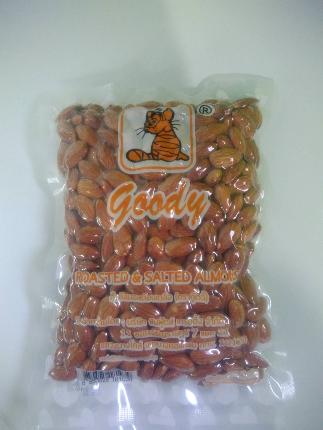 ถั่วอัลมอนด์อบเกลือ (ครากู๊ดดี้) 500 กรัม