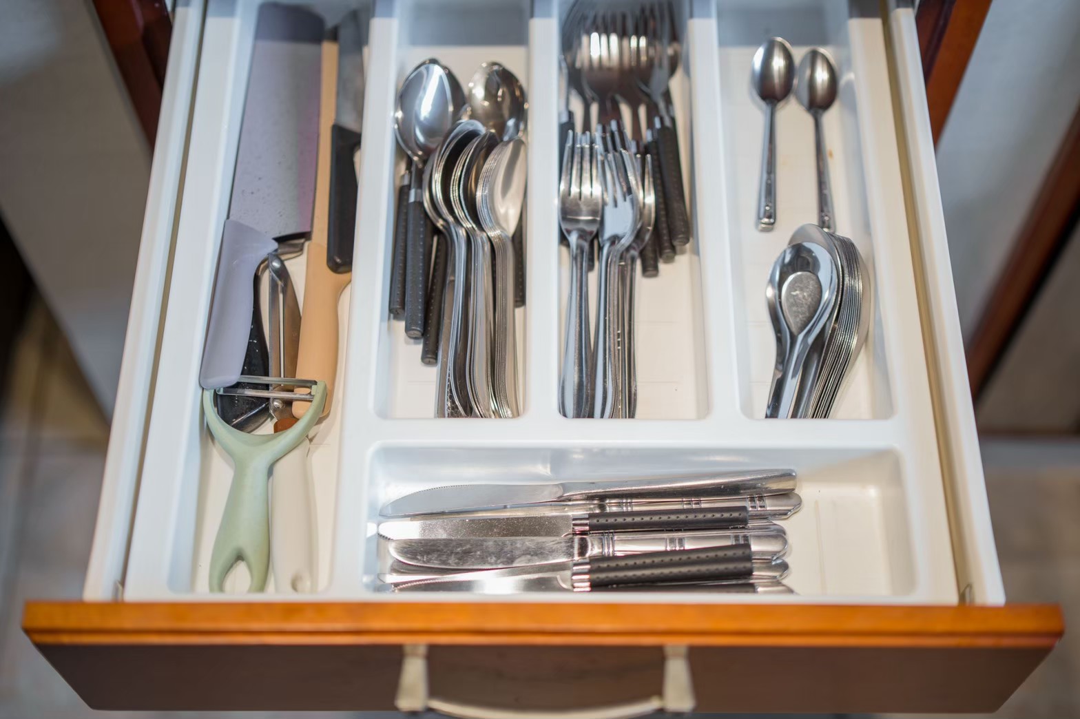 HR15064 บ้านพักติดทะเล The Ocean Beach Villa, Sam Roi Yod.