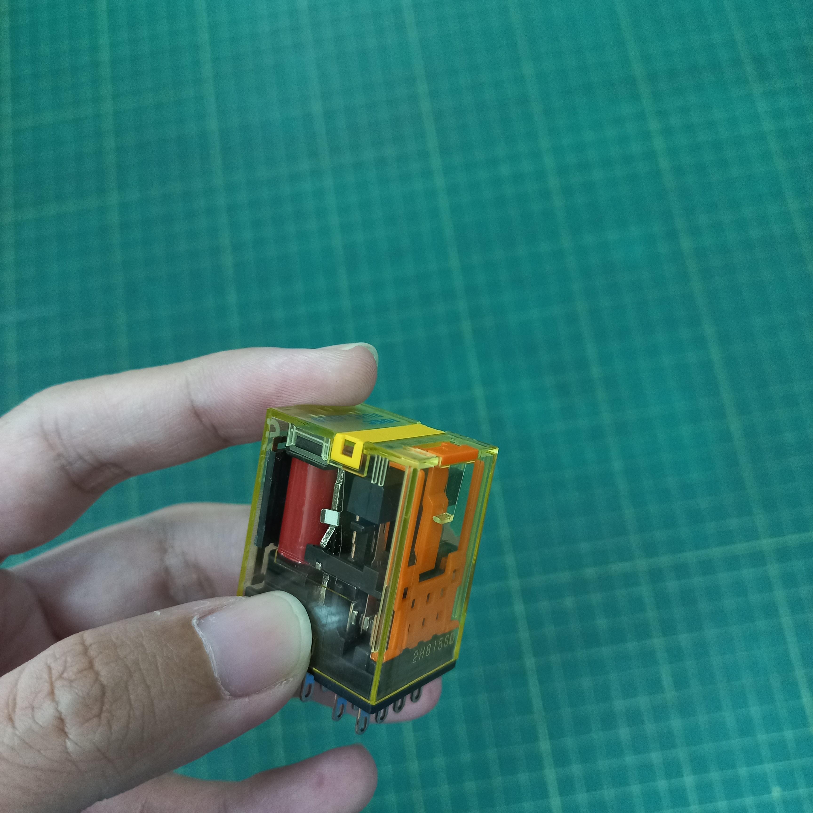 RELAY IDEC รีเลย์ 4 contact มีไฟ LED +Manual ได้ RU4S-A220