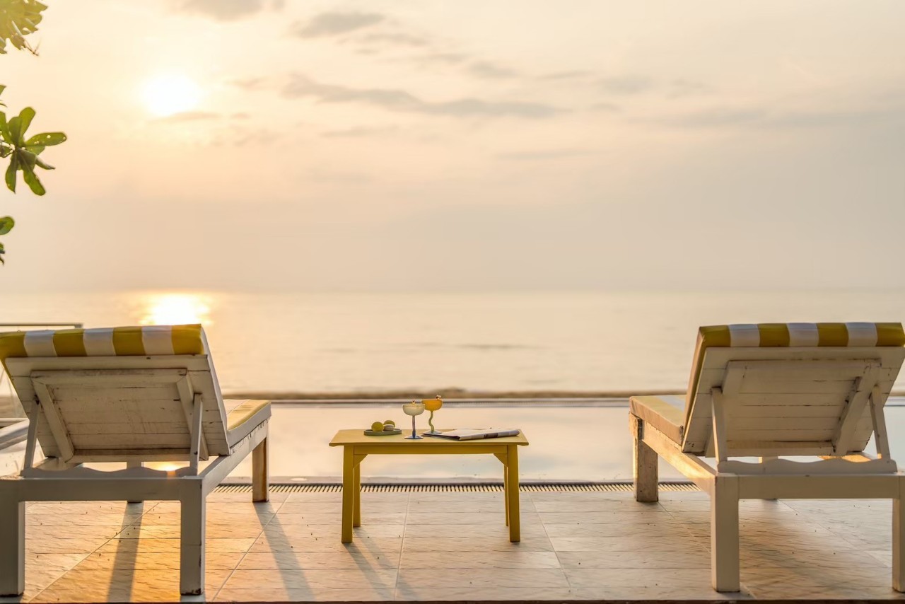 HR15075 บ้านพักติดหาดปราณบุรี The Banana Beach Villa Pranburi