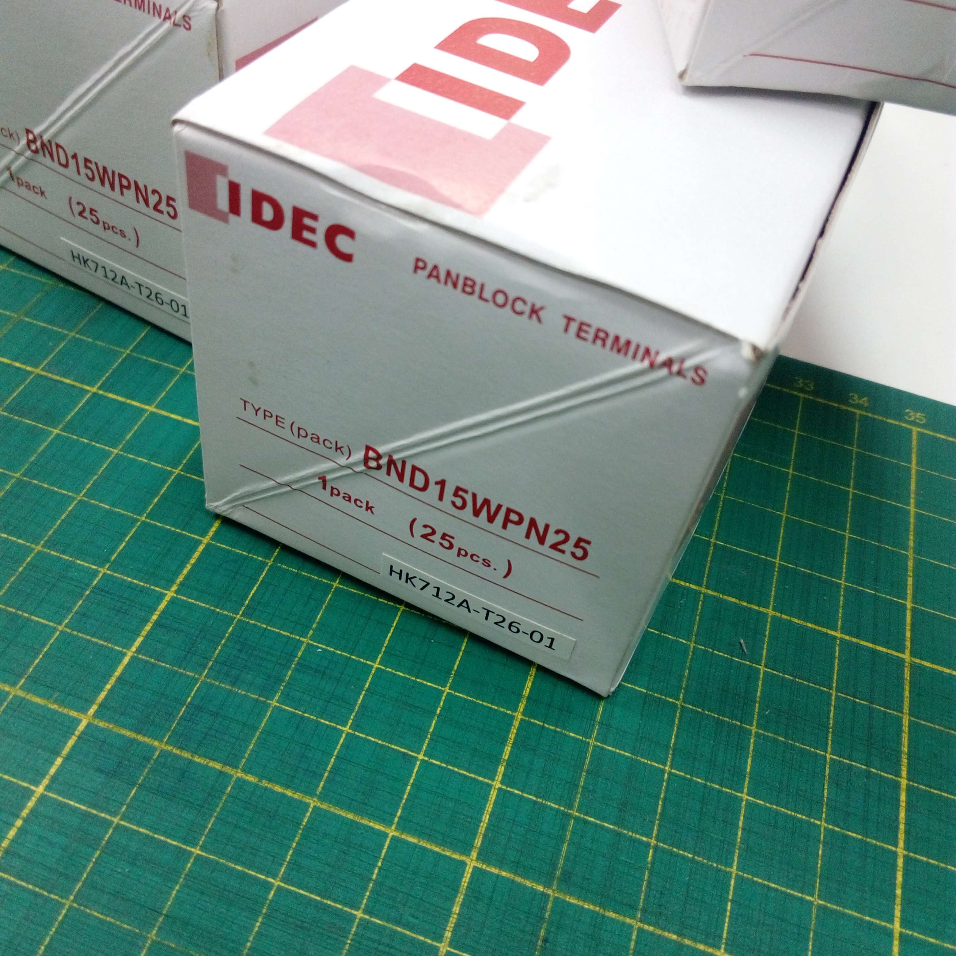 Terminal IDEC เทอร์มินอล IDEC BND15W 16A