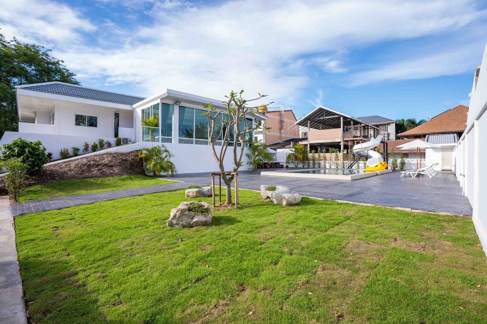 HR15067 บ้านพักใกล้ทะเลชะอำ The Great Beach Pool Villa Cha Am