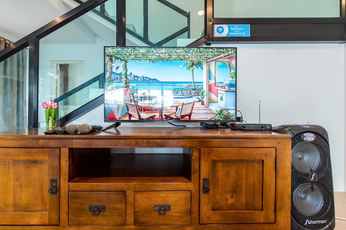 HR15072 บ้านพักติดทะเล The White Beach Villa Pranburi