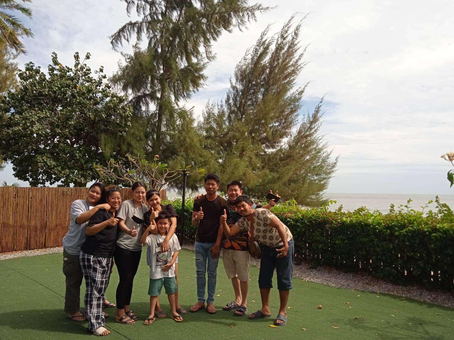 HR15044 บ้านพักติดทะเล กุยบุรี The Cozy Beach Villa