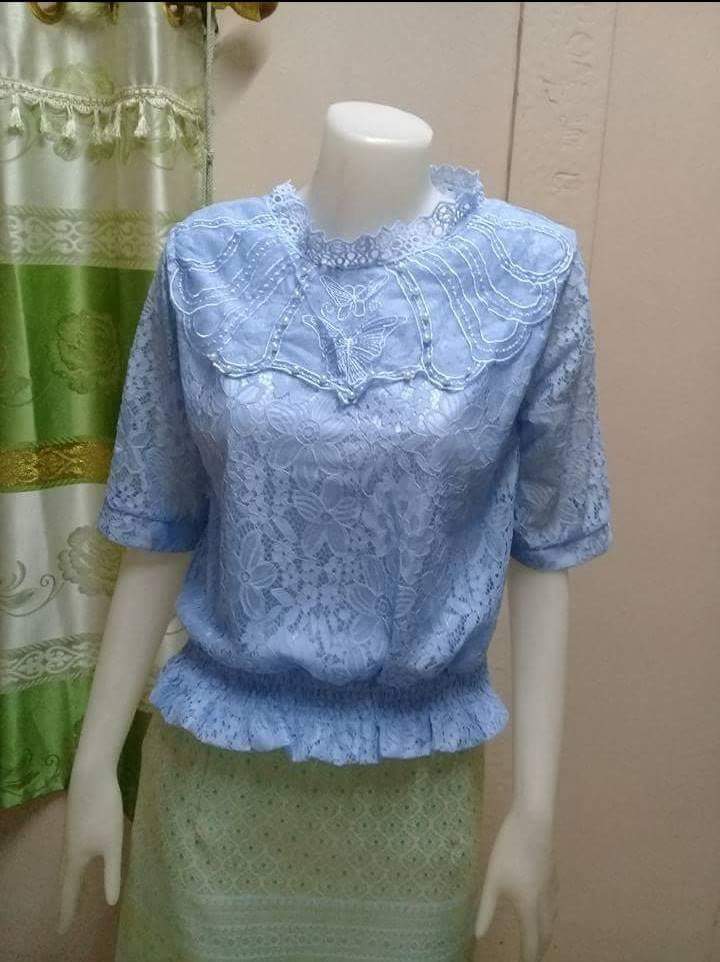 เสื้อผ้าลูกไม้ใส่กับผ้าไทยสีฟ้า #เสื้อลูกไม้ใส่กับผ้าซิ่น #เสื้อทำงานลูกไม้สไตน์เกาหลีสีฟ้า #เสื้อผ้าฝ้ายสีฟ้าแขนกระดิ่ง #เสื้อผ้าฝ้ายพื้นเมืองสีฟ้า สีฟ้า Free size