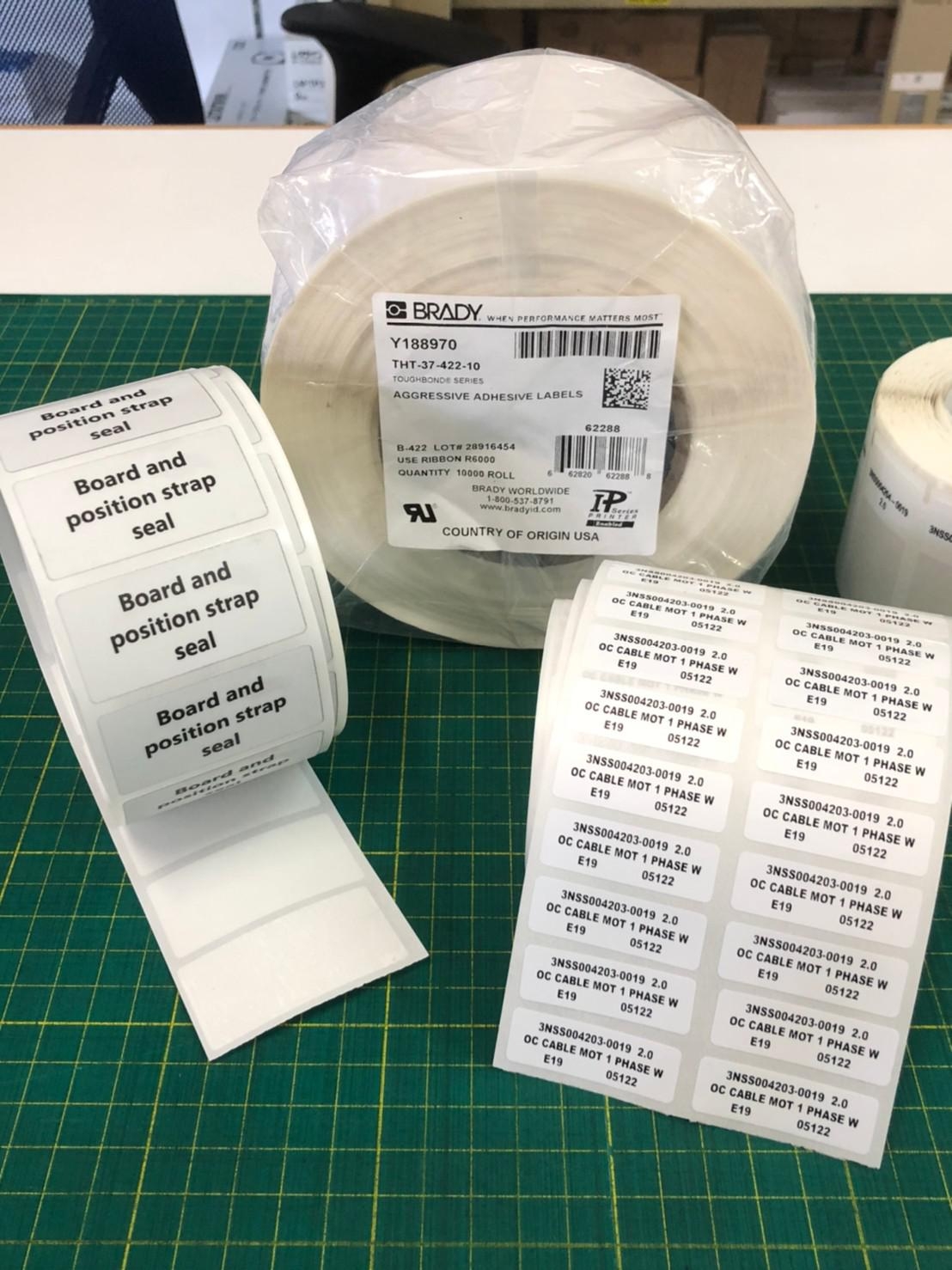 รับพิมพ์สติ๊กเกอร์ BRADY THT-37-422-10 สติ๊กเกอร์ติดสายไฟ (ขั้นต่ำ 100 ดวง)