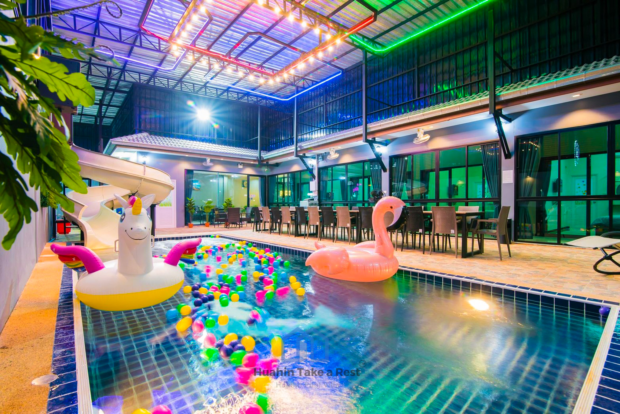 HR6017 บ้านพักชะอำ บ้านพีพี พูลปาร์ตี้