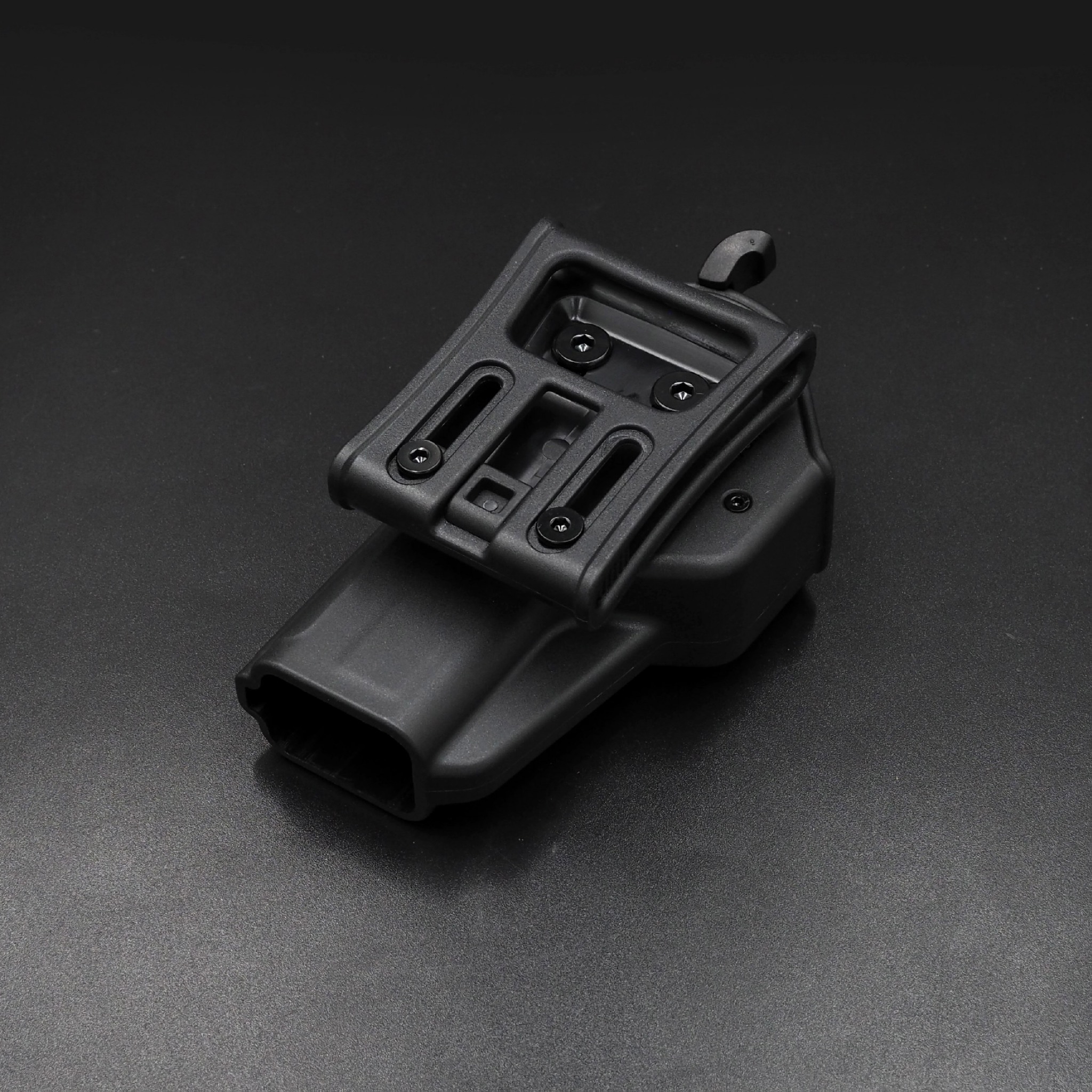 New.ซองพกนอก ปลดล็อคนิ้วโป้ง รุ่น GLOCK 17,22,31 ( Cytac T-Thumbsmart Holster ) -ผลิตจากวัสดุ Polymer เกรดคุณภาพ แข็งแรงทนทาน -ออกแบบให้ปลดล็อคนิ้วโป้ง ใช้งานง่ายเป็นธรรมชาติ และปลอดภัยยิ่งขึ้น -ด้านหลังเป็นเพลทเหน็บเข็มขัด ชนิดพิเศษ มีแผ่นยางเสริม เพิ่มค