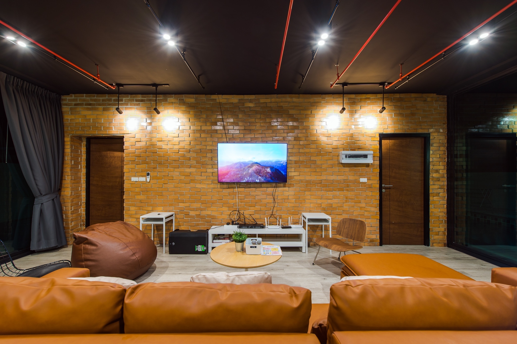 HR4042 บ้านพักหัวหิน บ้านโมเดิร์น สเปซ V.4