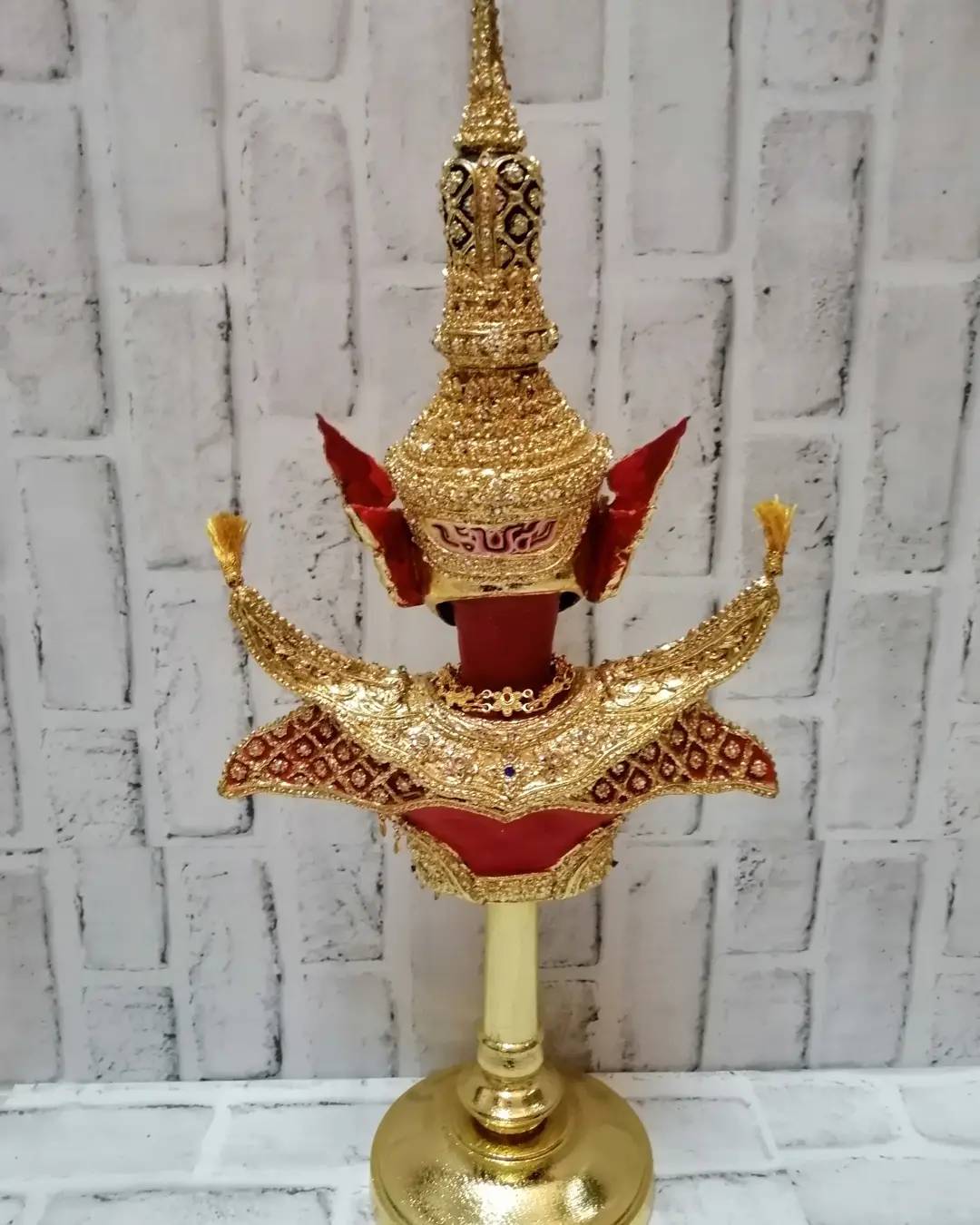 หุ่น ท้าวเวสสุวรรณ พร้อมฐานวางไม้ปิดทอง