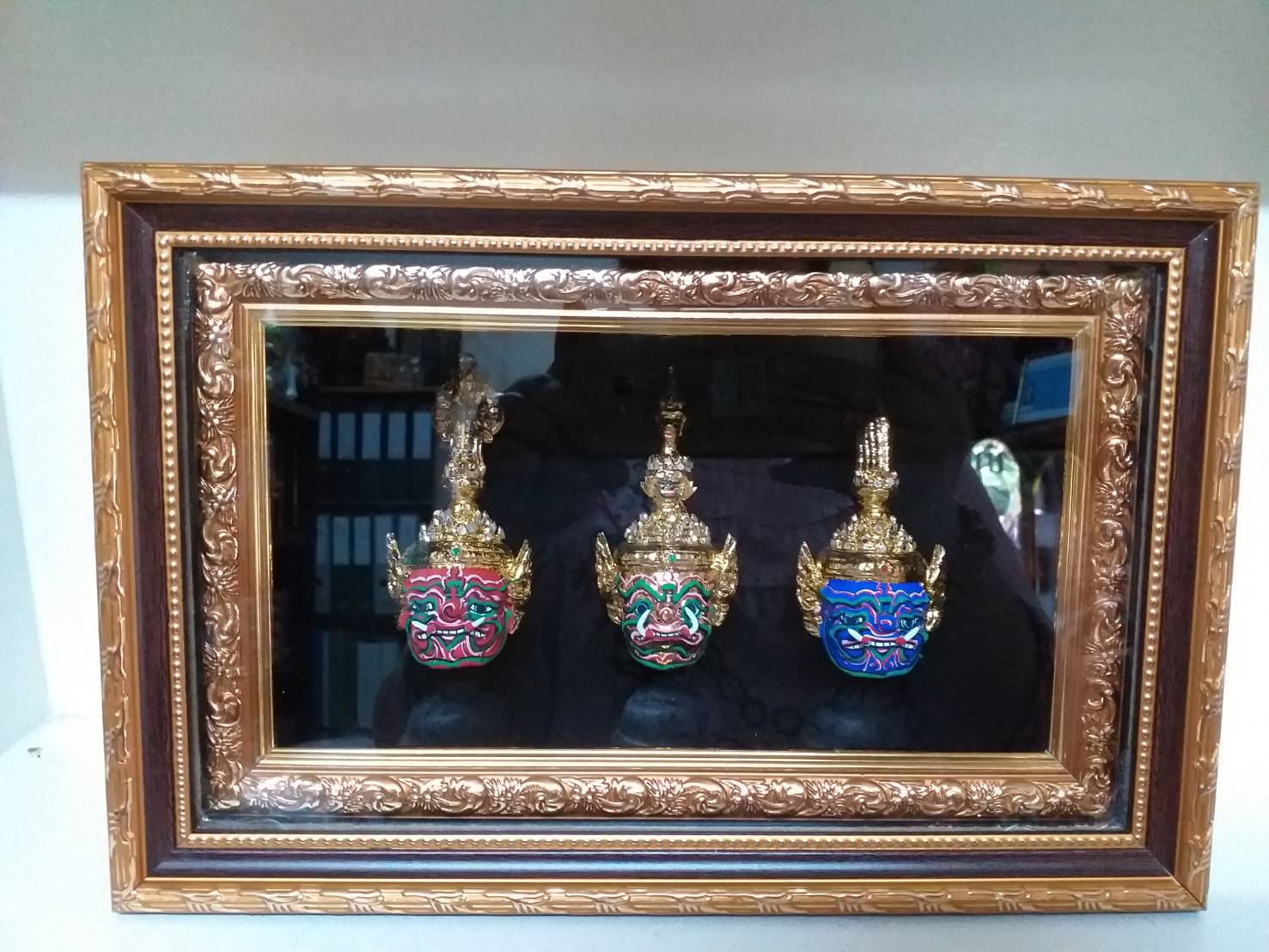 หัวโขนจิ๋ว 3 หัว พร้อมกอบรูปลายไทย