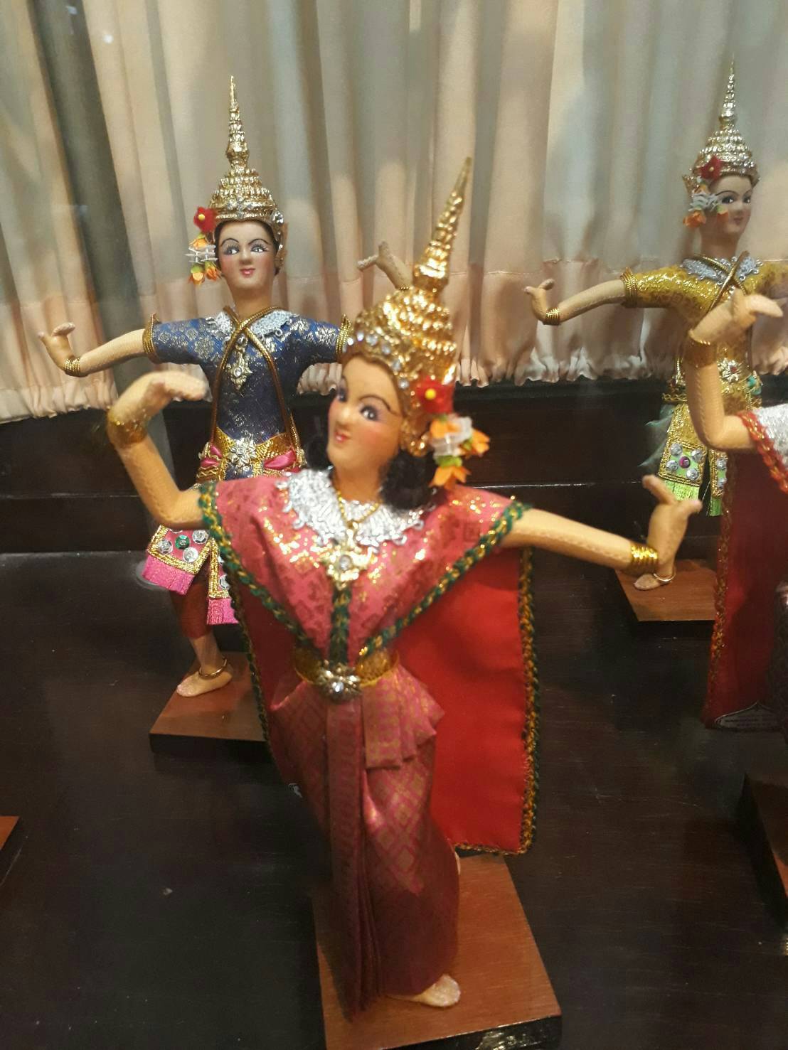 ตุ๊กตา นางรำ (เดี่ยว) ขนาดเล็ก 8 นิ้ว