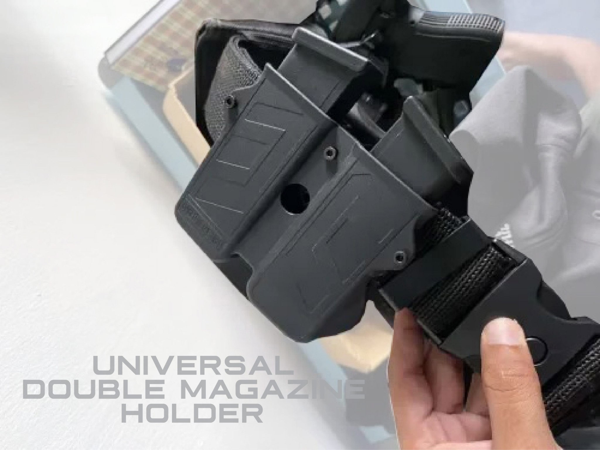 New. ซองแม็กกาซีนคู่ Universal ( Universal Double Magazine Holder) ⭐ ผลิตจาก Polymer เกรดคุณภาพ แข็งแรงทนทาน ⭐ สามารถปรับใช้ได้กับขนาด 9MM, .40, .45 Caliber ทั้งแม็กแถวเดี่ยวและแถวคู่ ( Single and Double Stack ) ได้หลากหลายรุ่น ⭐ ด้านหลังเป็นเพลทเหน็บเข็ม