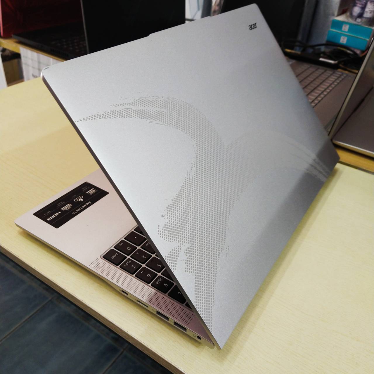 ACER ASPIRE LITE 16 AL16-52P-51Y1 ประกันศูนย์ Onsite 10/06/2027 สภาพเครื่อง 85%