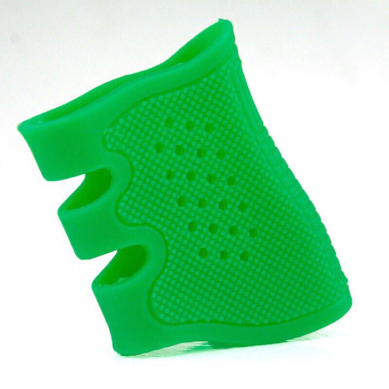 https://youtu.be/AZFanXIKnQw New.ยุทธวิธีด้ามจับยาง Tactical Grip Gloves For SIG P320sp / GLOCK ทุกรุ่นและ ทุกรุ่นของปืนสั้น มีทั้งหมด 6 สี 📌❗️ราคาโปรโมชชั่น ราคาพิเศษ 450 บาท Ems 50 บาท ครับ ❗️📌 ========================