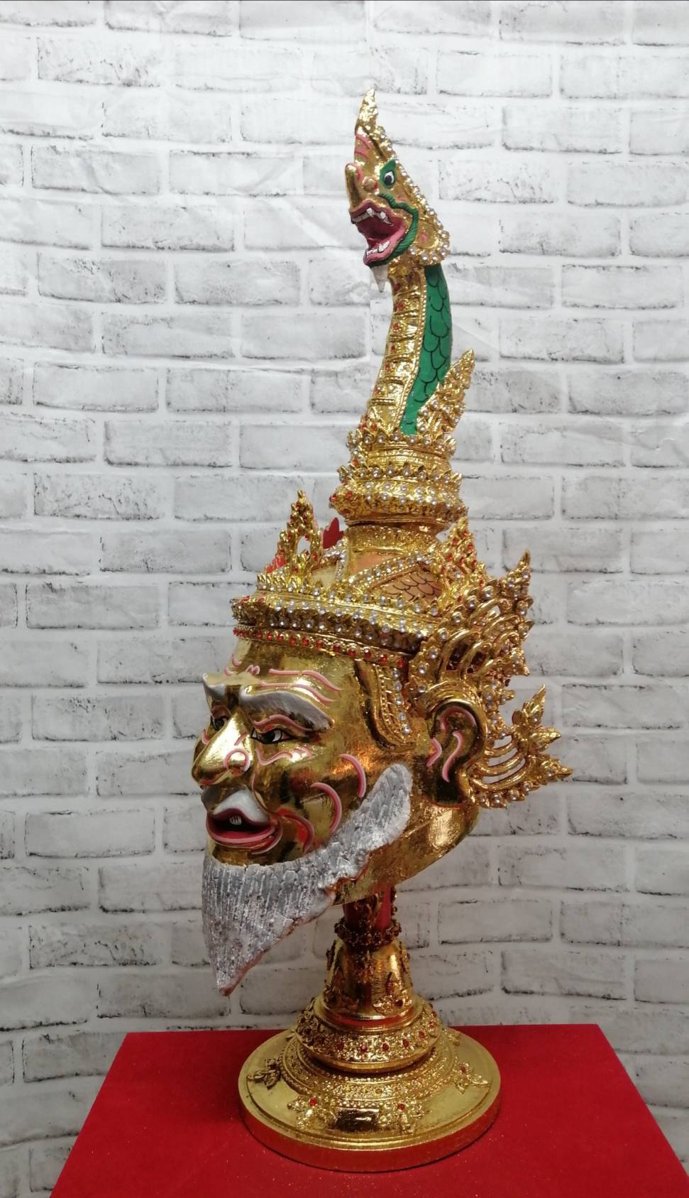 ปู่ภุชงค์ ปู่พญานาค พญานาคราช พร้อมฐานไม้สีแดง