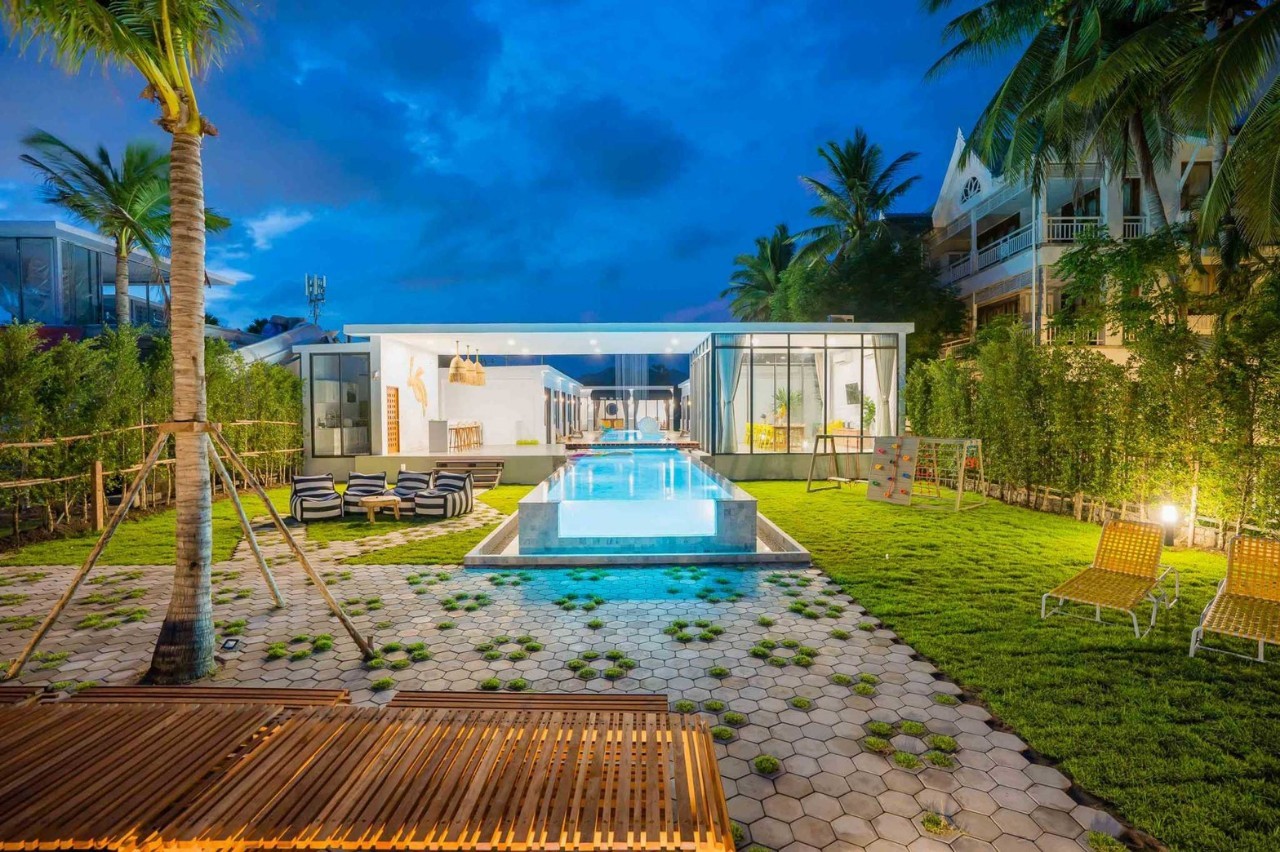 HR15058 บ้านพักติดทะเลชะอำ The Coze Sea Beachfront Pool Villa Cha Am