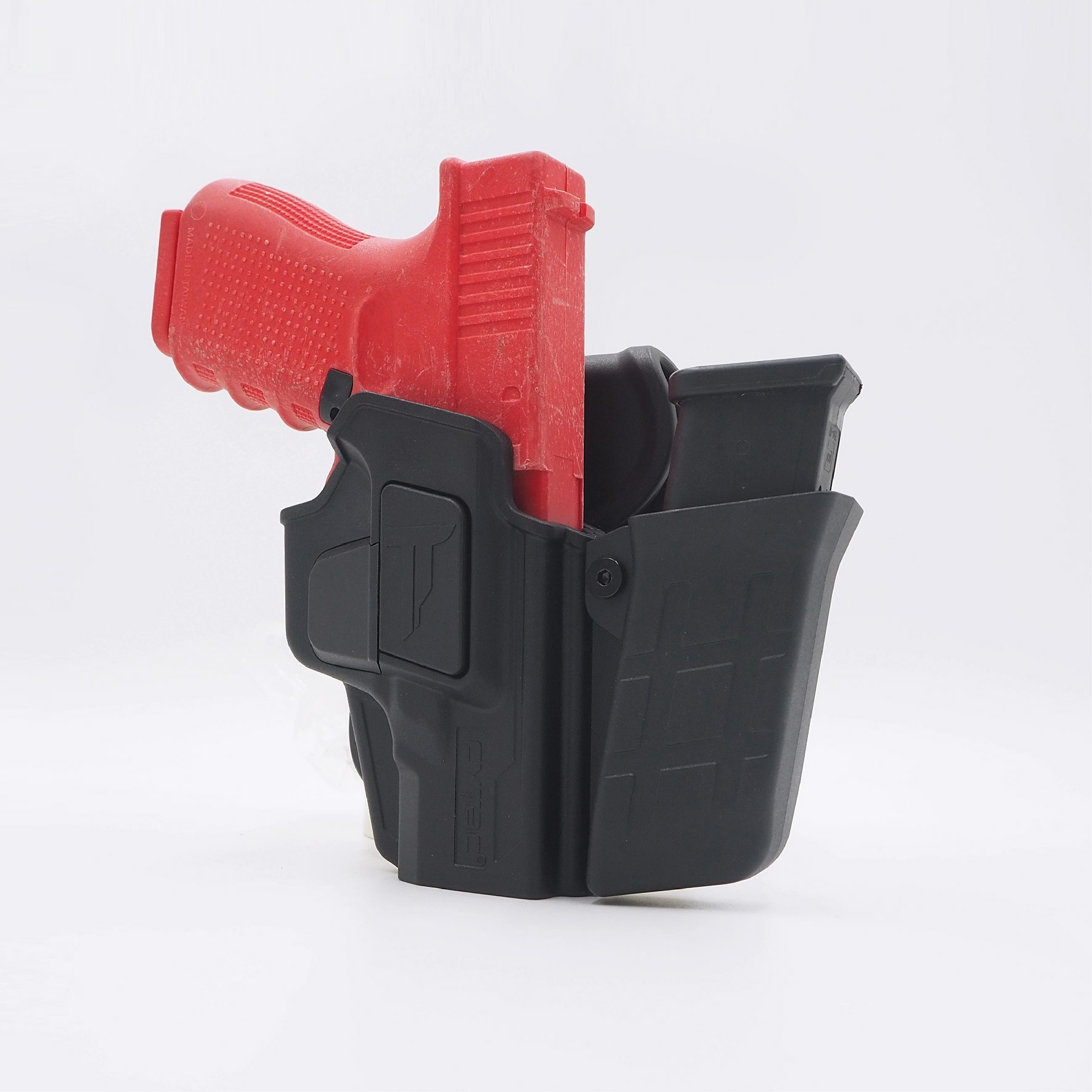 ซองพกนอกปลดนิ้วชี้ + แม็ก Cytac ⚓ ผลิตจากวัสดุ Polymer เกรดคุณภาพ ⚓ ซองถูกออกแบบให้ปลดล็อคนิ้วชี้ (Level 2) ใช้งานปลอดภัย ⚓ ด้านหลังเป็นเพลทเหน็บเข็มขัด ชนิดพิเศษ มีแผ่นยางเสริม เพิ่มความหนืด ⚓ สามารถถอดเพลทเหน็บออก เพื่อใช้กับ