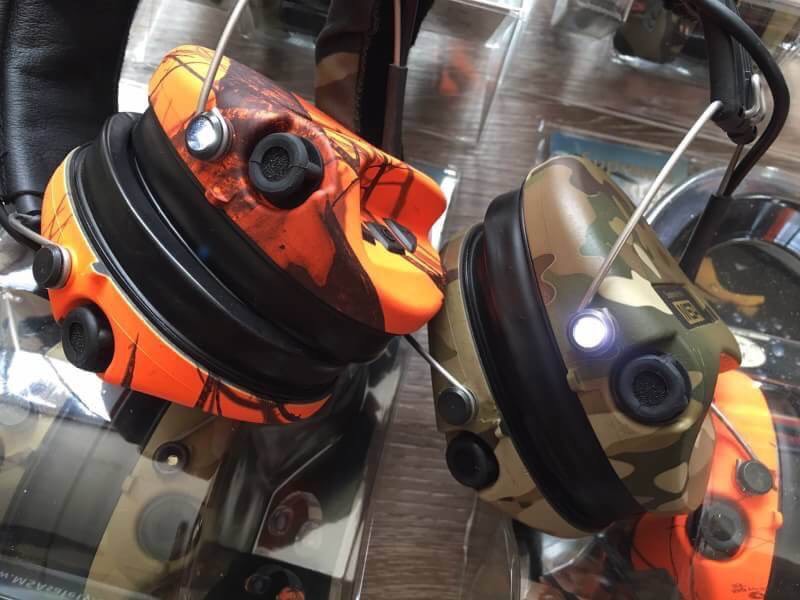 New.หูฟังตัดเสียงเทพๆ MSA SUPREME PRO X-Led มีให้เลือก 2 สี ลายมัลติเเคม เเละ ลายพรางส้ม ใส่สบาย ไม่หวั่นเเม้เสียง .223 / .308 ( อยู่ท่ามกลางงานเเข่งขันไรเฟิลชนวนกลาง ยังเดินสบายๆ ไม่ตกใจครับ ราคาพิเศษ