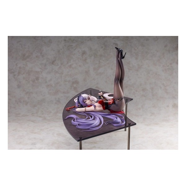 เปิดจอง : Ying Swei Frolicking Flowers Verse I