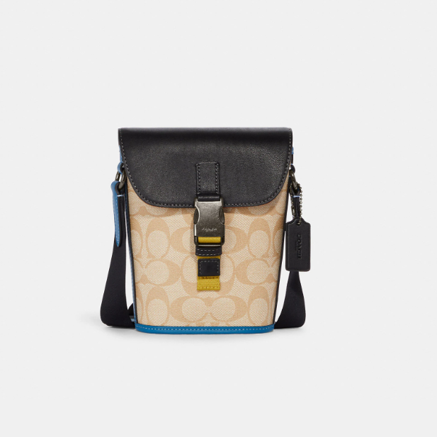 กระเป๋า Coach แท้ รุ่น CH071 Track Small Flap Crossbody In Colorblock Signature Canvas