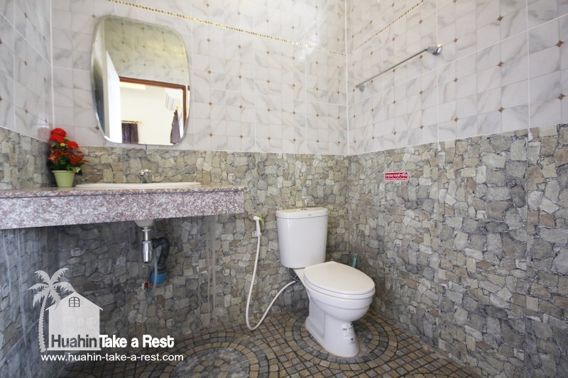 HR 5008 บ้านสุวรรณ 2 โต๊ะพูล คาราโอเกะ + ไฟเทค