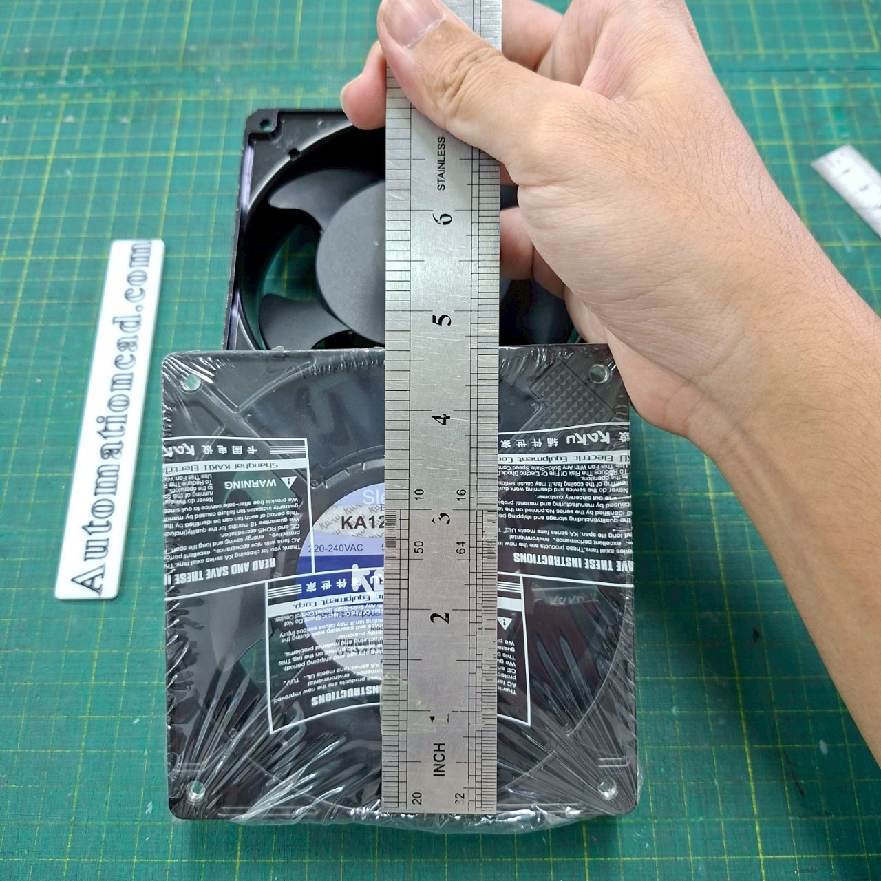 พัดลมระบายอากาศ KAKU ขนาด 4.5 นิ้ว 220VAC ลูกปืนแบบ Sleeve - KA1238HA2 Plug