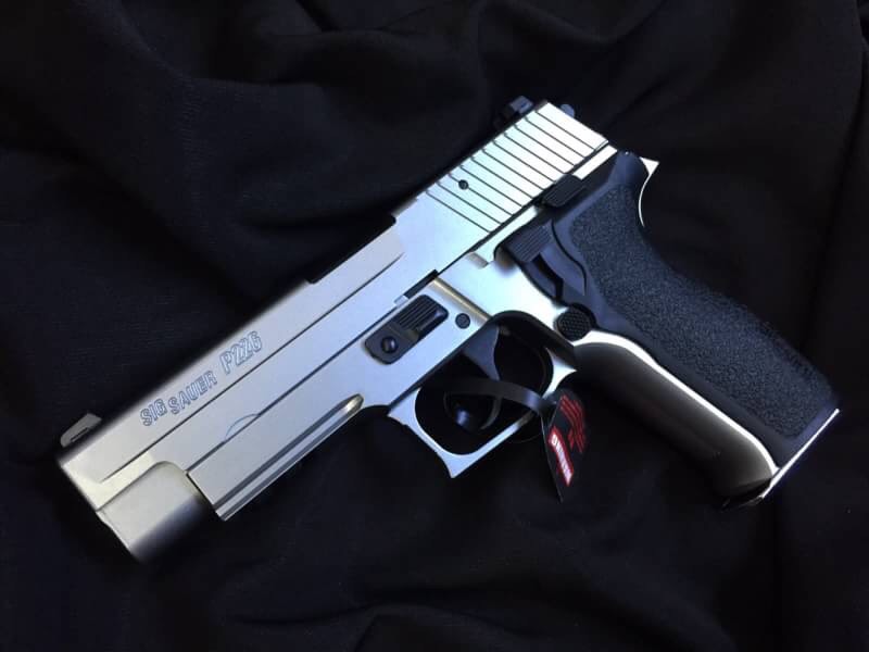 New.Tokyo Marui SIG P226 E2 Stainless Model ราคาพิเศษ