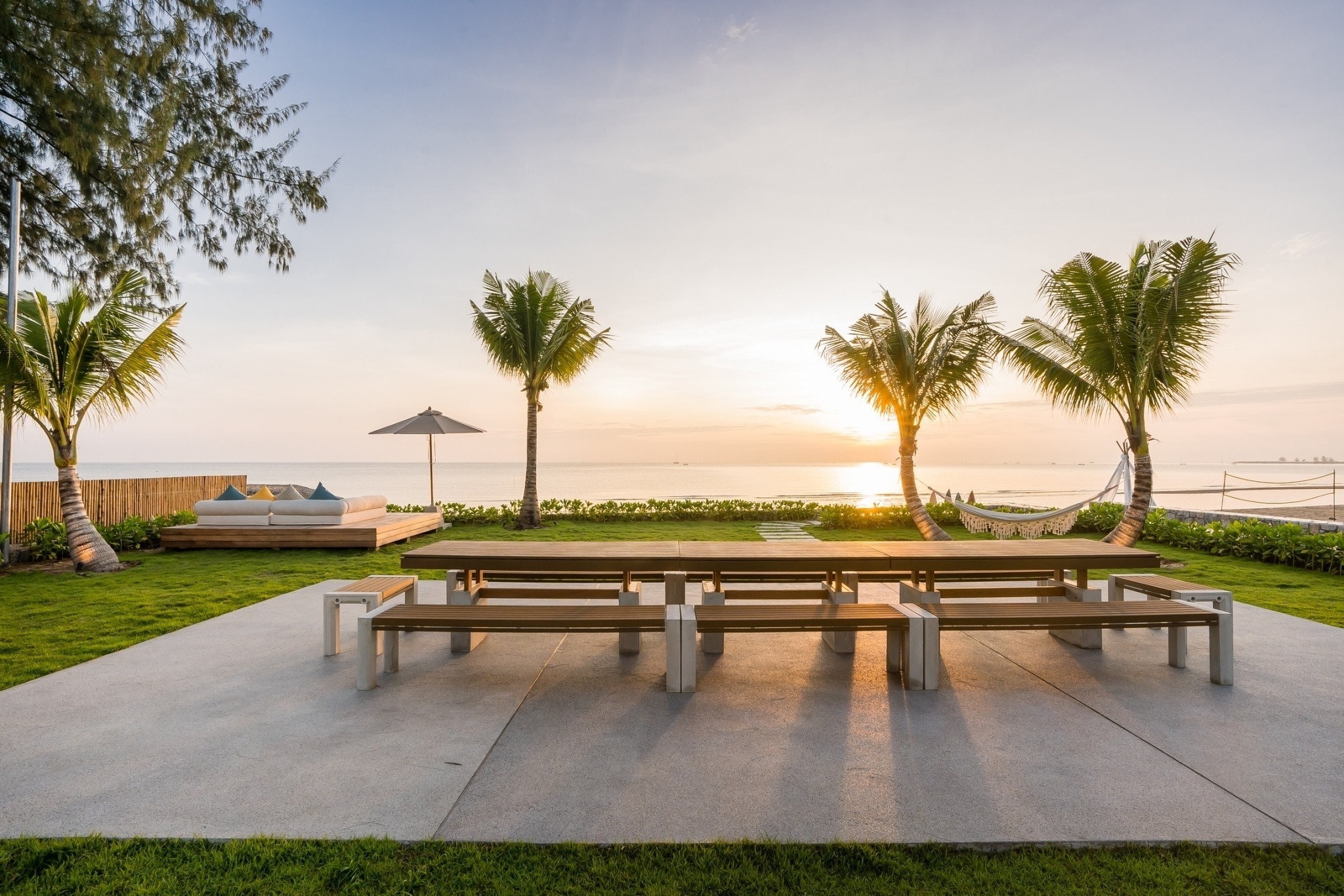 HR15083 บ้านพักติดทะเลหัวหิน The Rest Beachfront Hua Hin Pool Villa