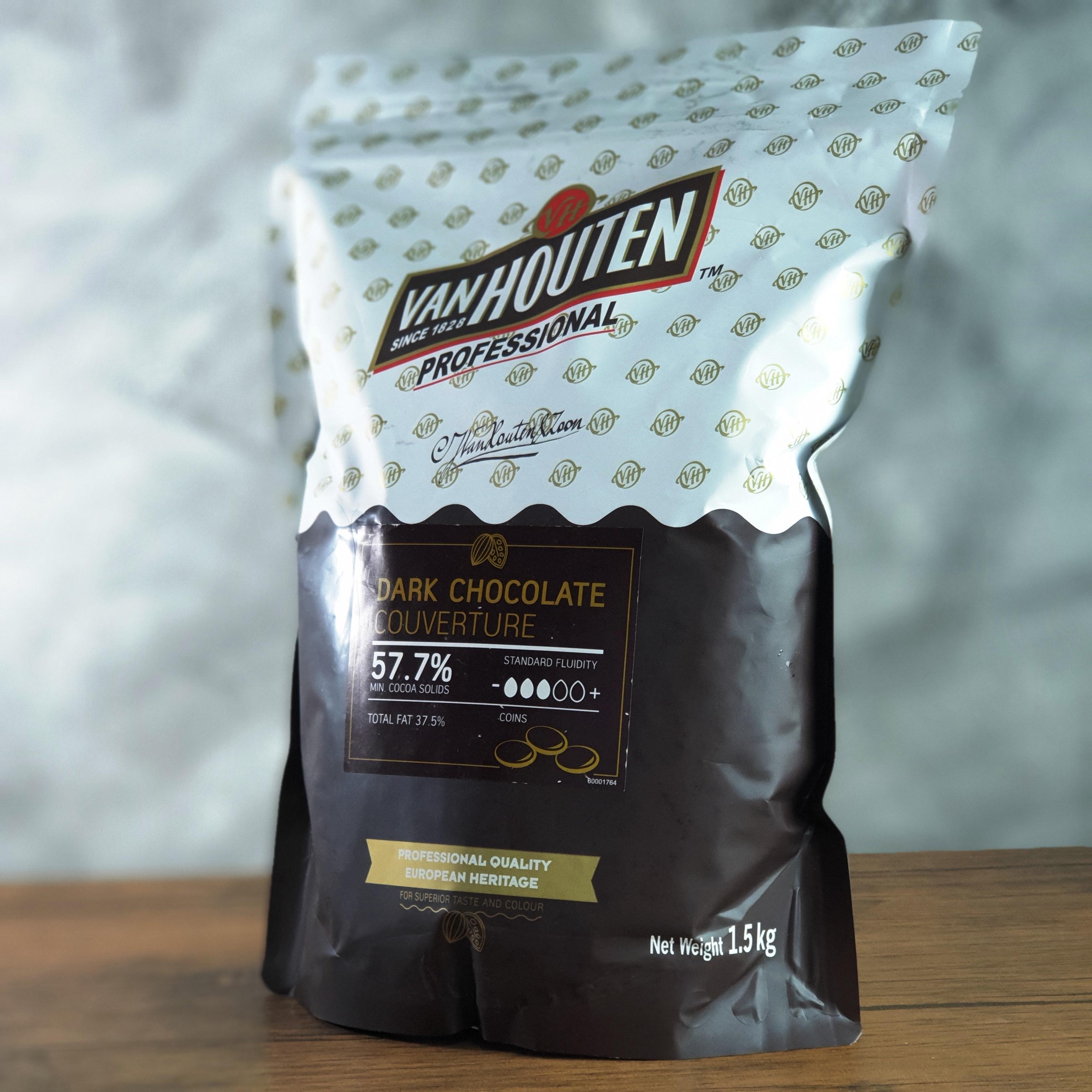 Dark chocolate couverture 57.7% 1.5kg. VAN HOUTEN