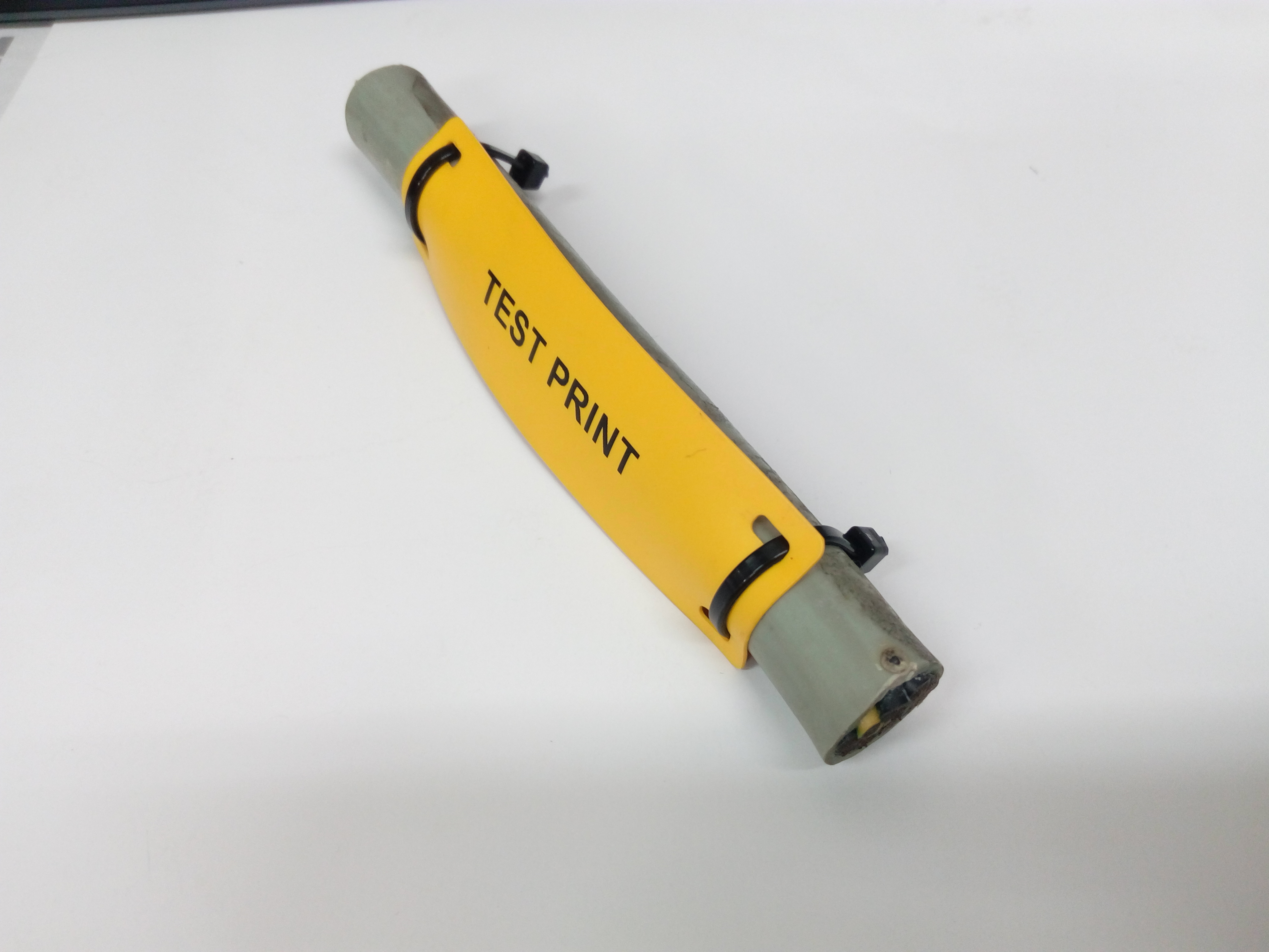 แท็กมาร์คสายไฟ สีเหลือง/สีขาว 90x25 mm. SUMITAG Standard Cable Labels