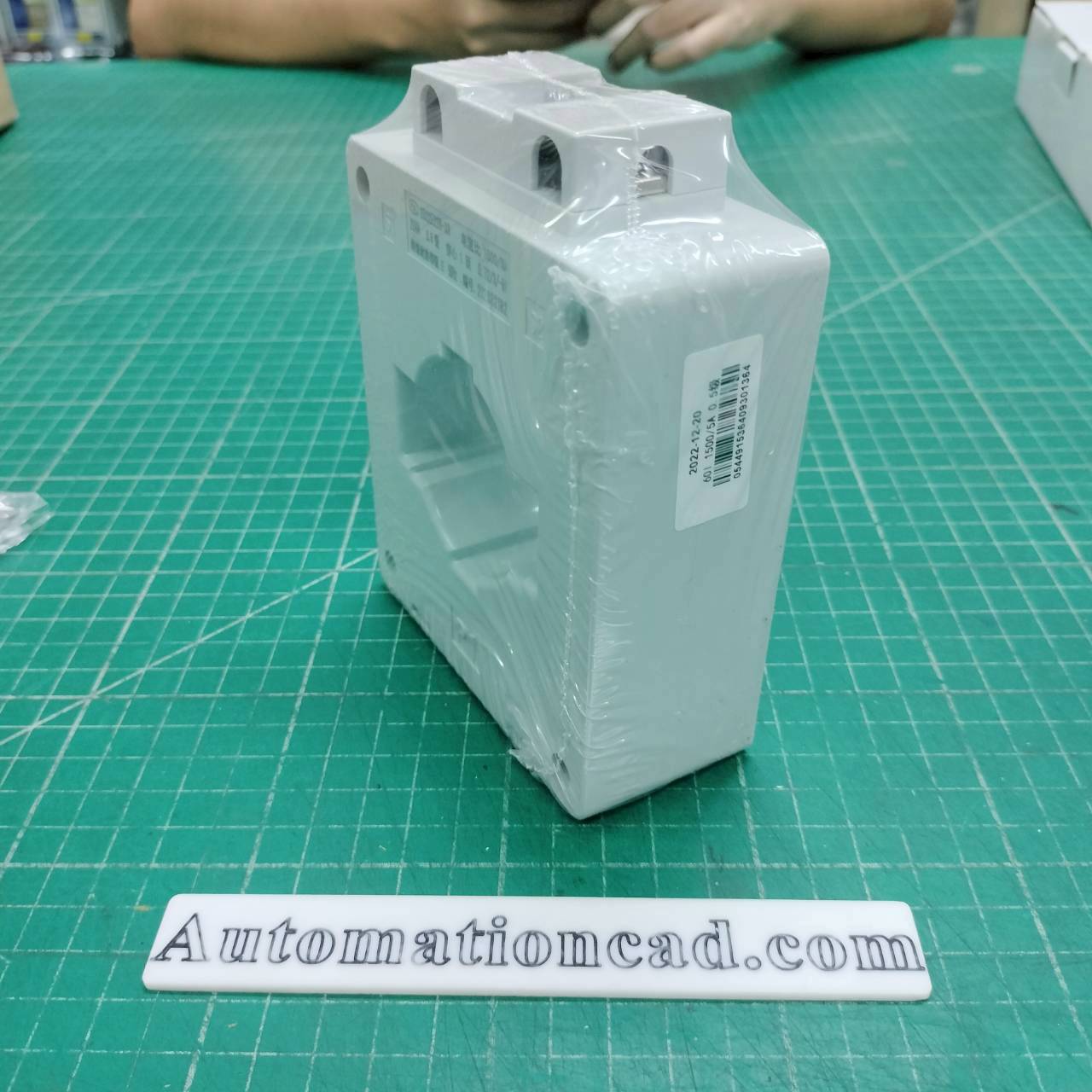 หม้อแปลงกระแสไฟฟ้า CT 1500/5A CHINT BH-0.66 60I Class 0.5 Current Transformer