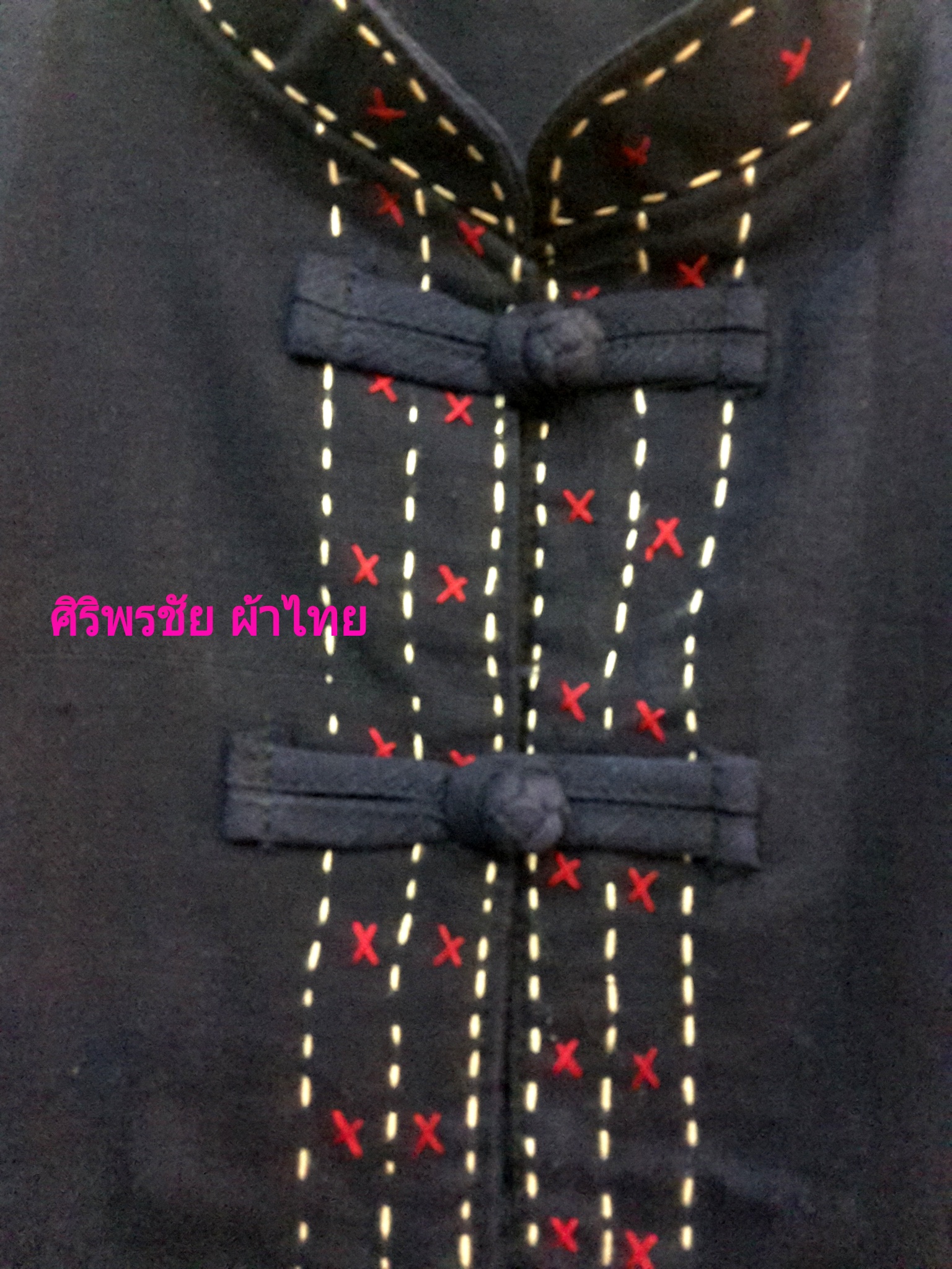 เสื้อม้อฮ่อม,เสื้อผ้าไทยม้อฮ่อม เสื้อผ้าฝ้ายสวยๆ เสื้อทำงานผ้าไทย เสื้อผ้าฝ้ายม้อฮ่อมแต่งกุ้นด้นมือ