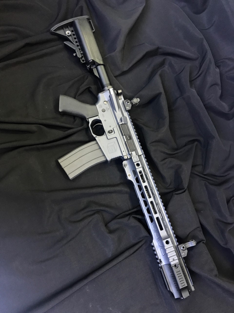 EMG Salient Arms Licensed SAI GBB Kit for Marui MWS (Short) Suitable for Tokyo Marui MWS Series Airsoft Gas Blow Back GBB Rifle Package Include: Guns Modify CNC Aluminum Body (Cerakote) Short Railed Handguard with SAI QD System For Tool-less Rail Changes 