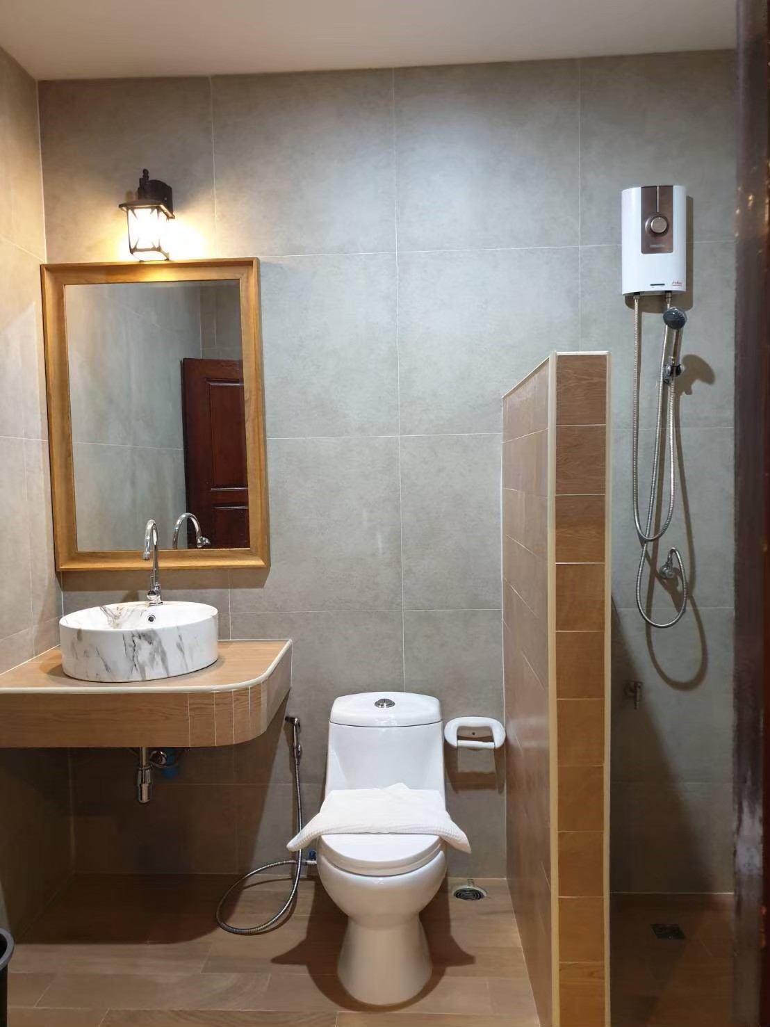 HR15054 บ้านพักติดทะเลปราณบุรี The Khirin villa