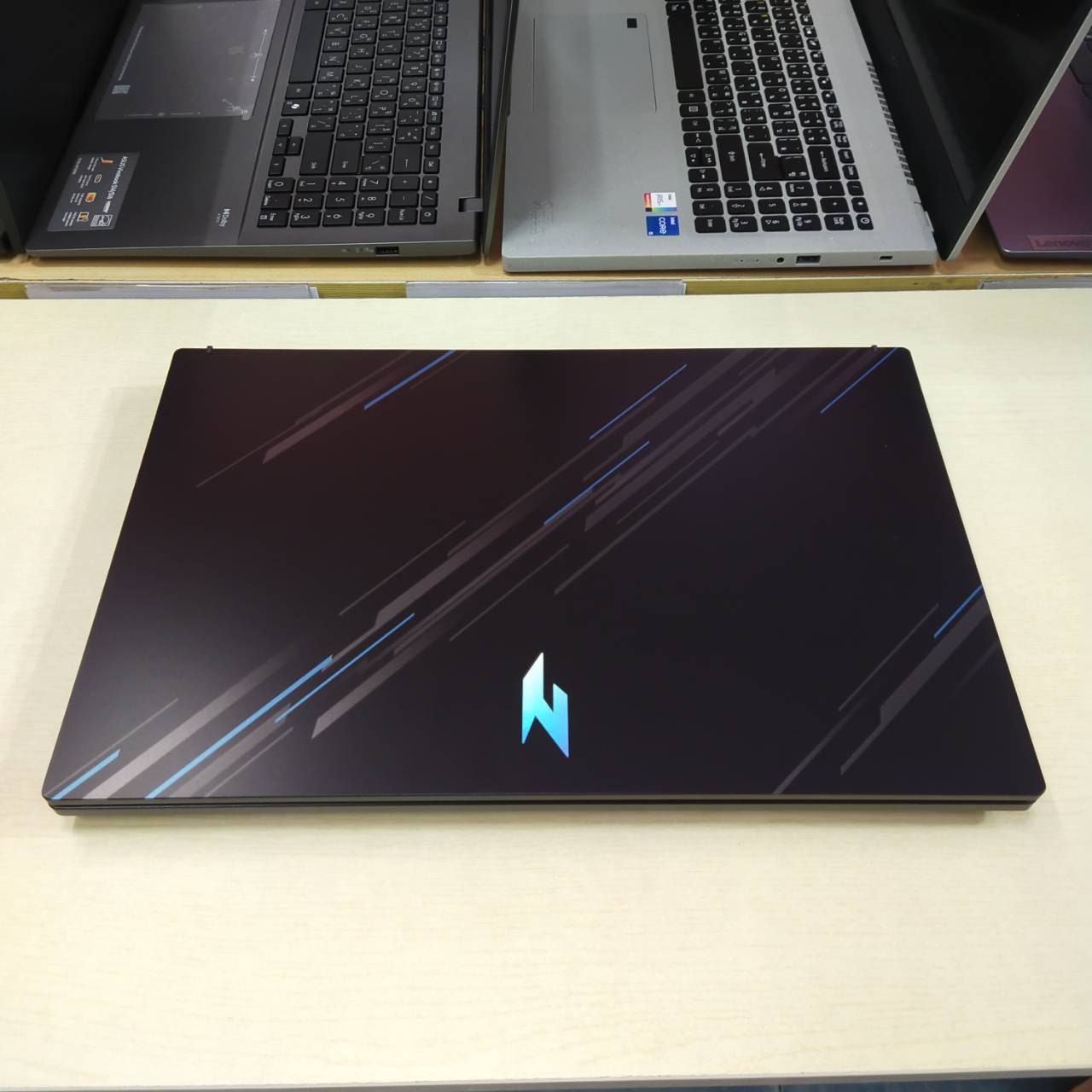 ACER NITRO V15 ANV15-51-50UV สภาพเครื่อง 100% ไร้ริ้วรอย (ประกันศูนย์ Onsite 20/11/2027)