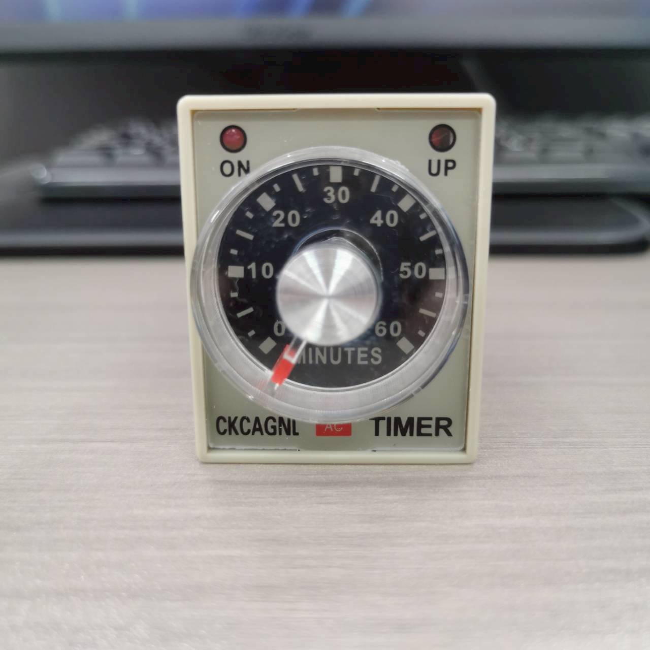 CKC Timer AH3-2 220V ไทม์เมอร์ ฟรีซ็อกเก็ต PF083A ช่วงเวลา 60 นาที Delay-ON CONTACT NO/NC 2 ชุด