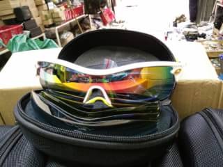 New.แว่น Oakley Sunglasses มาพร้อมอุปกรณ์เสริม ราคาพิเศษ