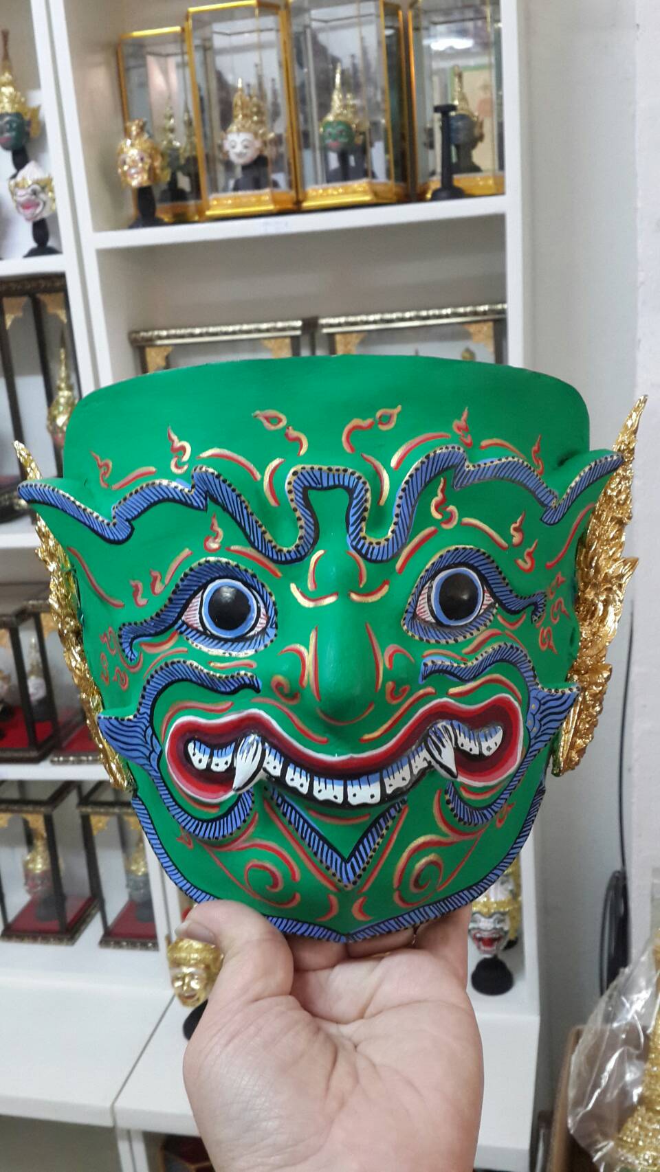 หน้ากากรามสูร