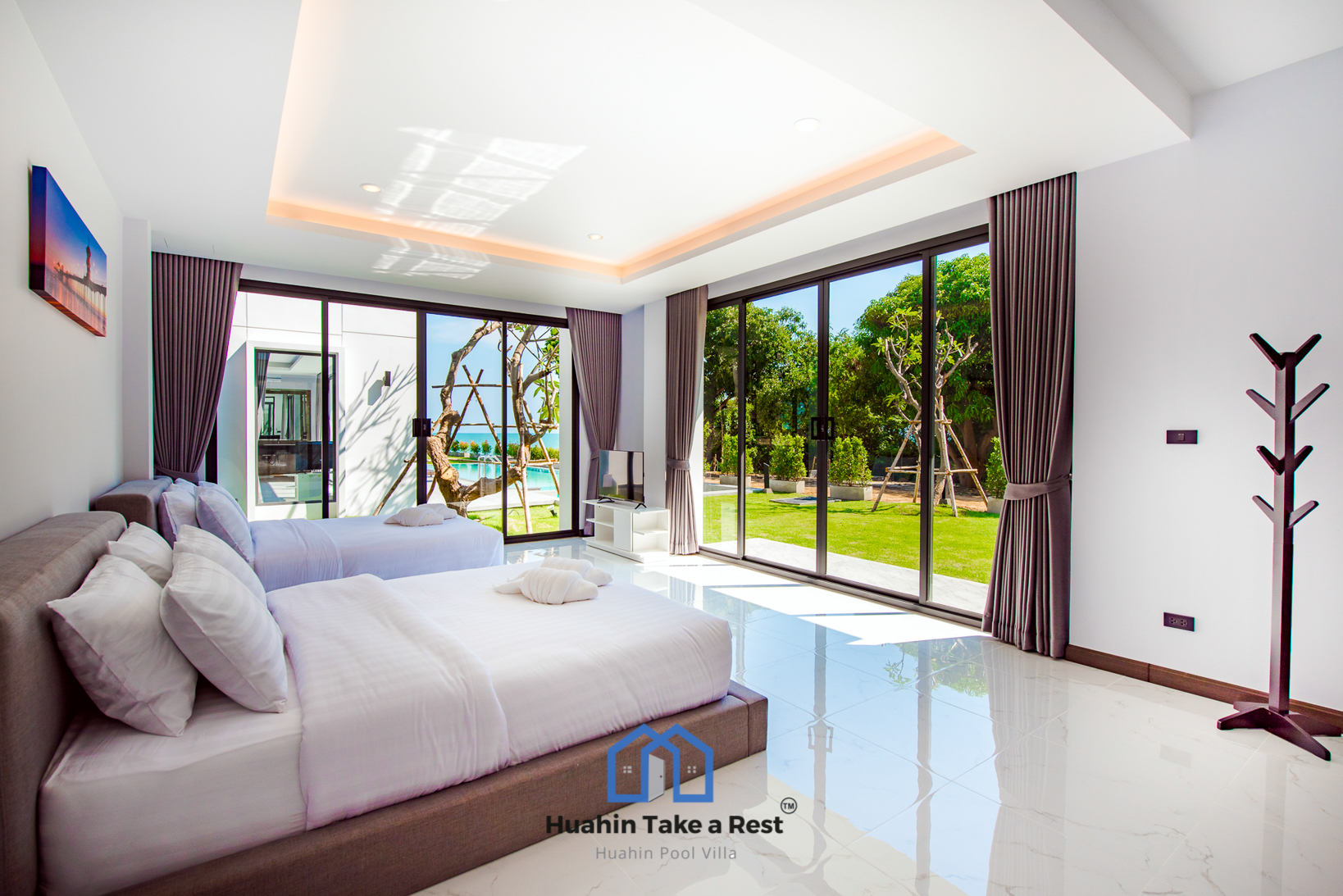 HR15039 บ้านพักติดทะเลหัวหิน The Premium Beach Villa Hua Hin