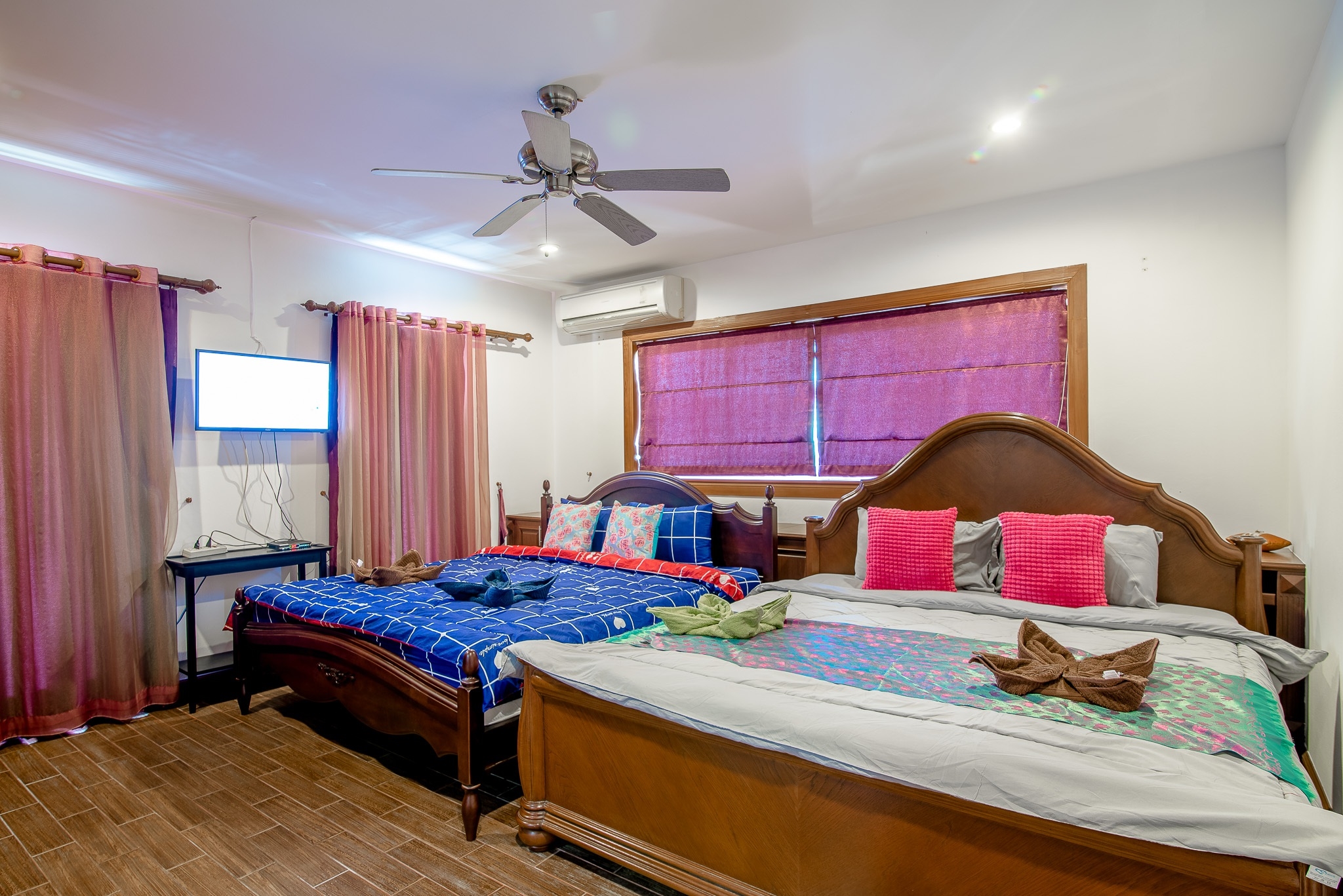 HR 7001 บ้านสุวรรณ 1 คาราโอเกะ โต๊ะพูล