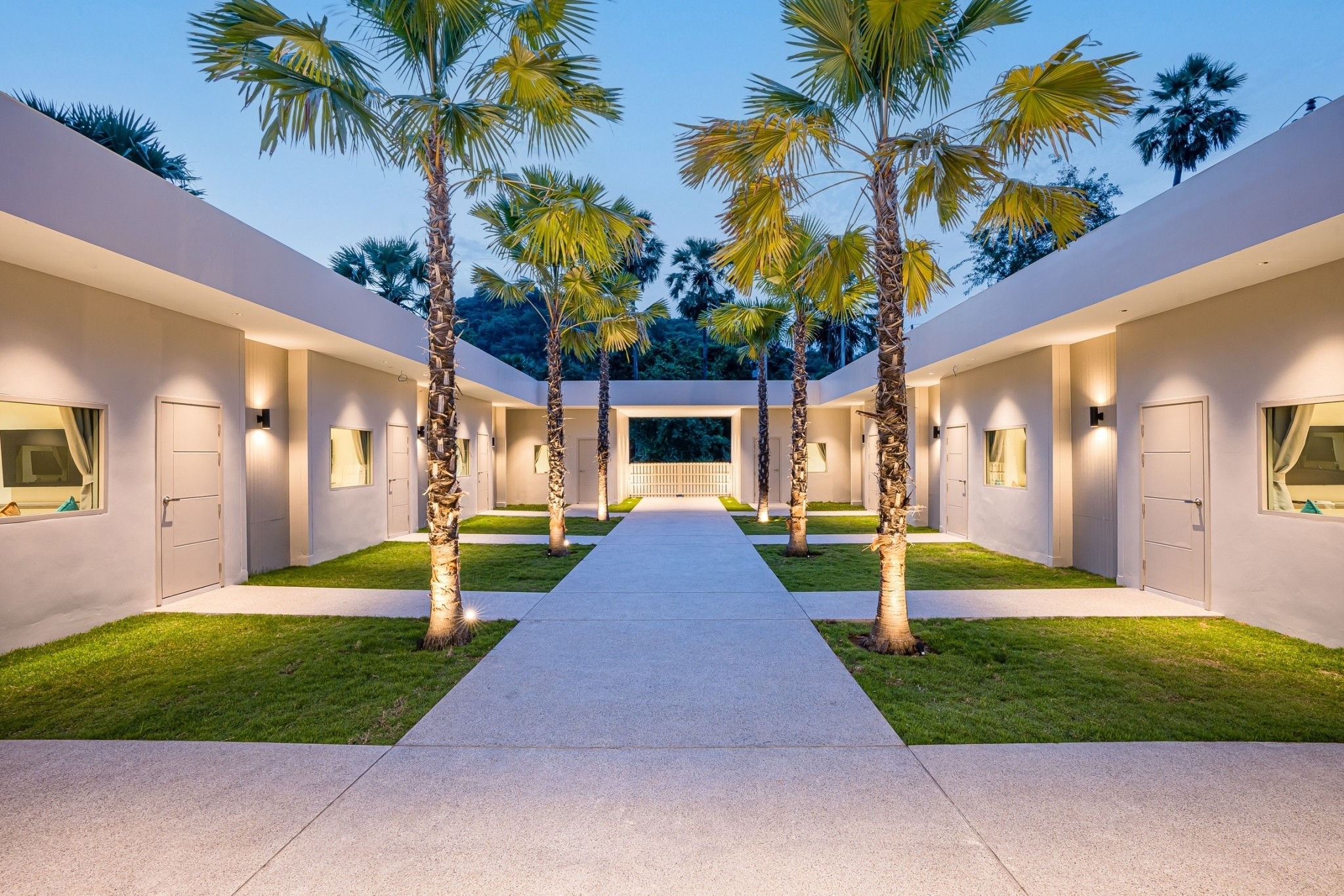 HR15083 บ้านพักติดทะเลหัวหิน The Rest Beachfront Hua Hin Pool Villa