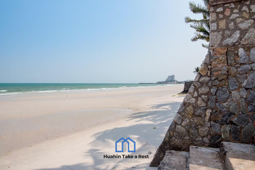 HR15041 บ้านพักหัวหิน บ้าน Miami Beach Villa