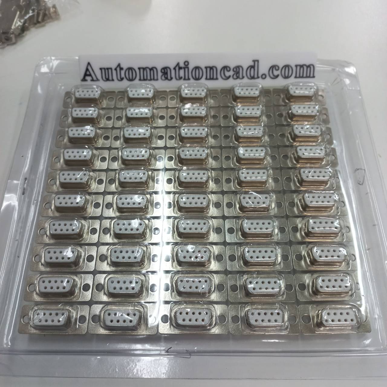 คอนเนคเตอร์ DB9 ตัวเมีย หัวคอนเนคเตอร์ ฝาเหล็ก 9 Pins Connector