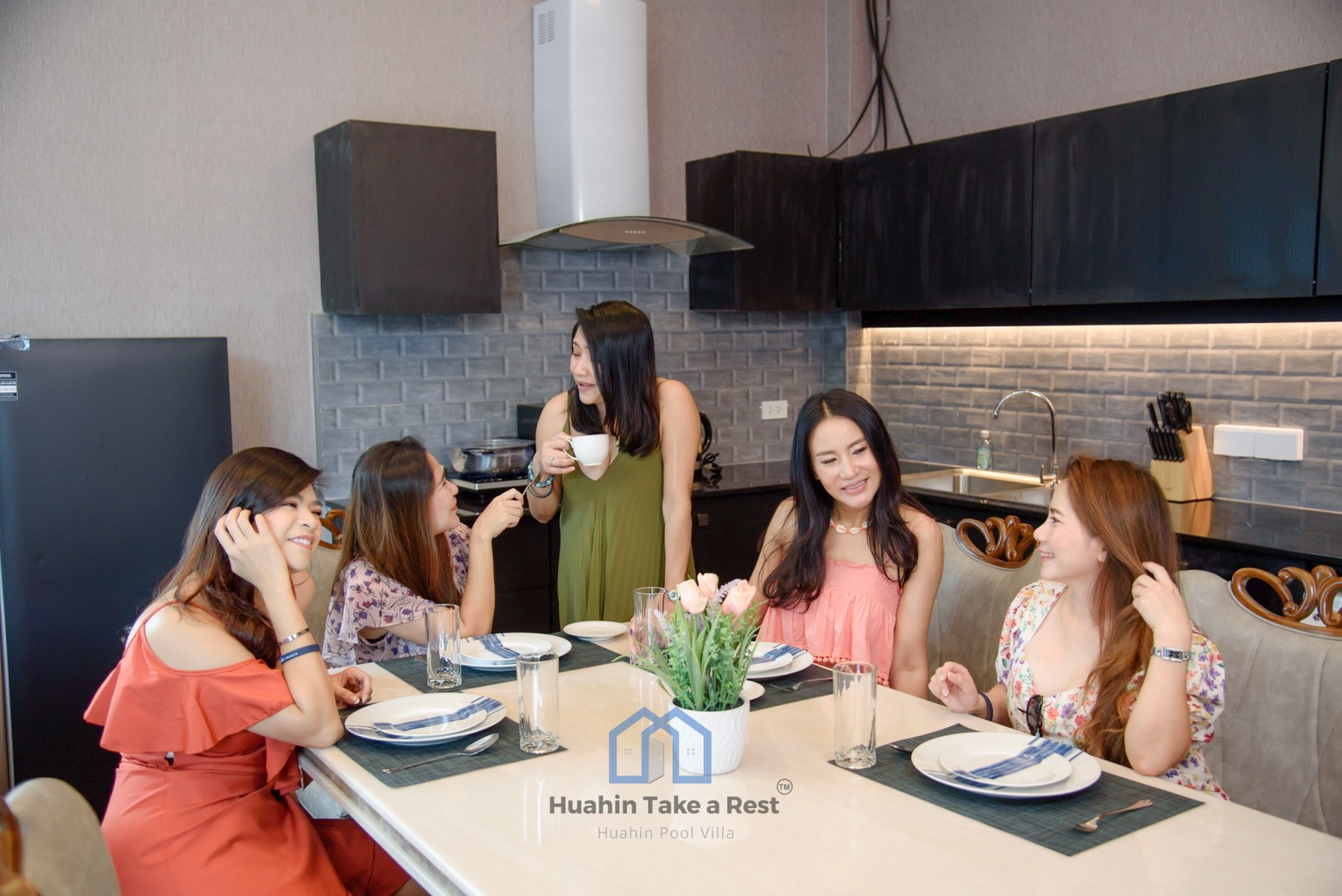 HR3075 บ้านพักชะอำ บ้านอะพอลโล่ V1