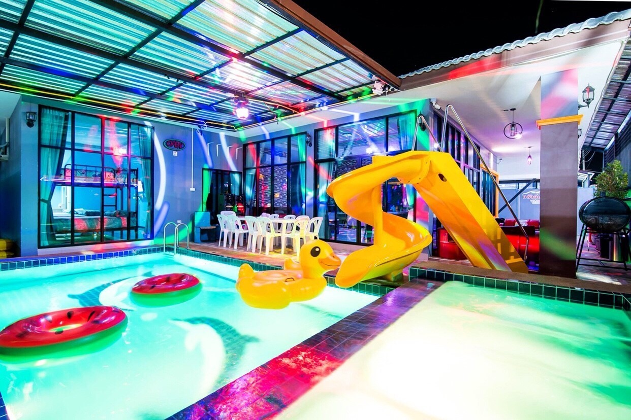 HR 5002 บ้านพักชะอำ บ้านไรโน่