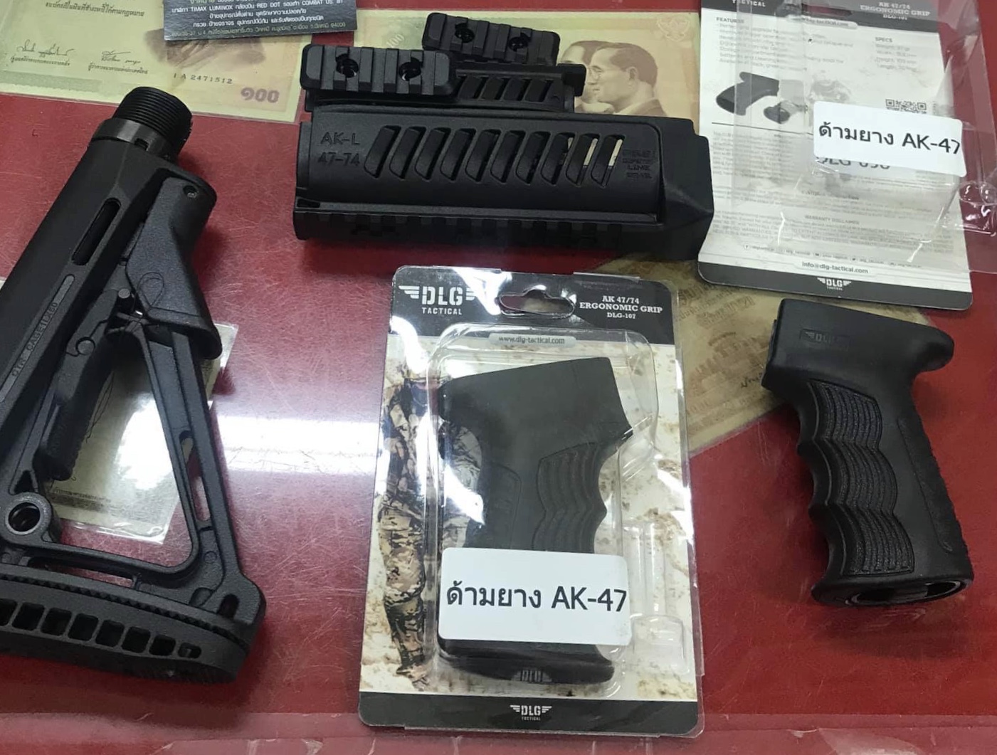 📌 ชุดแต่ง. Ak47. มีครับ - ประกับ ราง 4,500 บาท แท้ - กิปมือ หลัง 1,800 บาท - ชุดพานท้าย Ak 47 ท้ายไม้. เท่านั้น ราคา 3,500 บาท