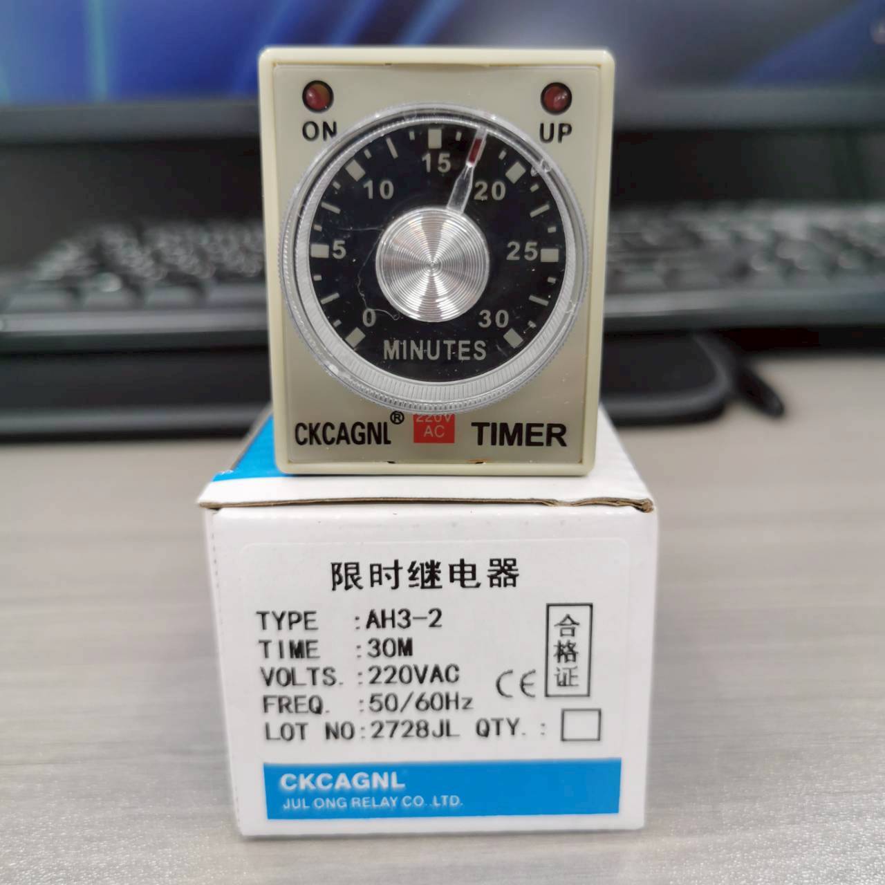 CKC Timer AH3-2 220V ไทม์เมอร์ ฟรีซ็อกเก็ต PF083A ช่วงเวลา 30 นาที Delay-ON CONTACT NO/NC 2 ชุด